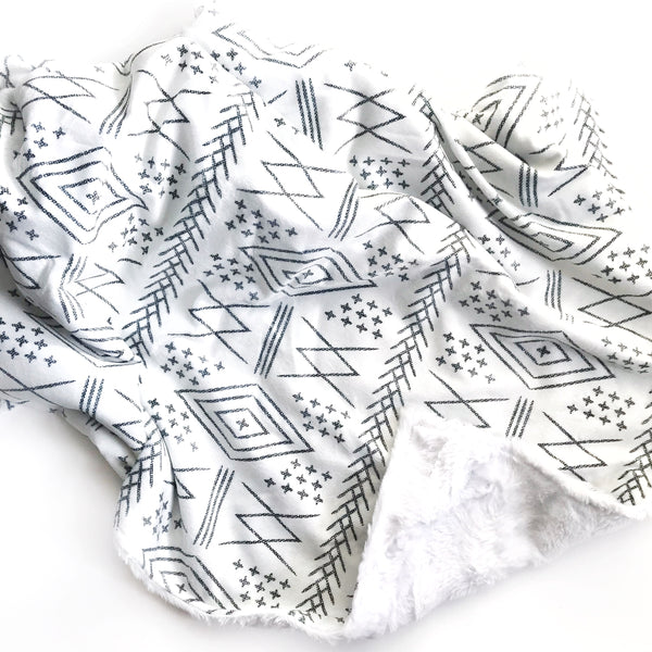 Mudcloth Minky Blanket - Dotboxed